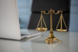 Gold weighing scales